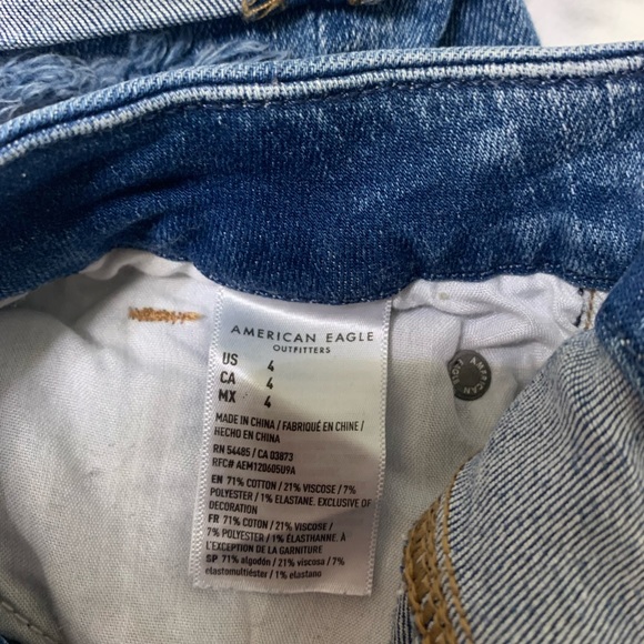 American Eagle High Wasted jean shorts. - Picture 4 of 4
